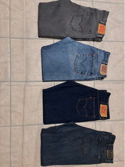 Men’s Levi’s & Lee Jeans Size 38x32-38x34 great condition $20 each