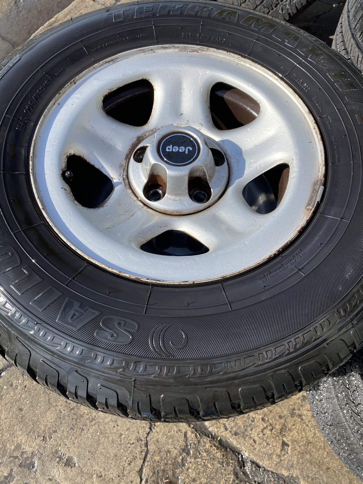 15” Jeep Wheels & tires