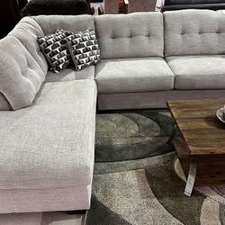 AP🎉 2 Piece Sectional Couch With Chaise// Fast Delivery - Financing 