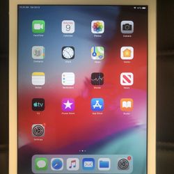 iPad Air 1  64 GB Wi-Fi +cellular Unlocked  Good Condition 