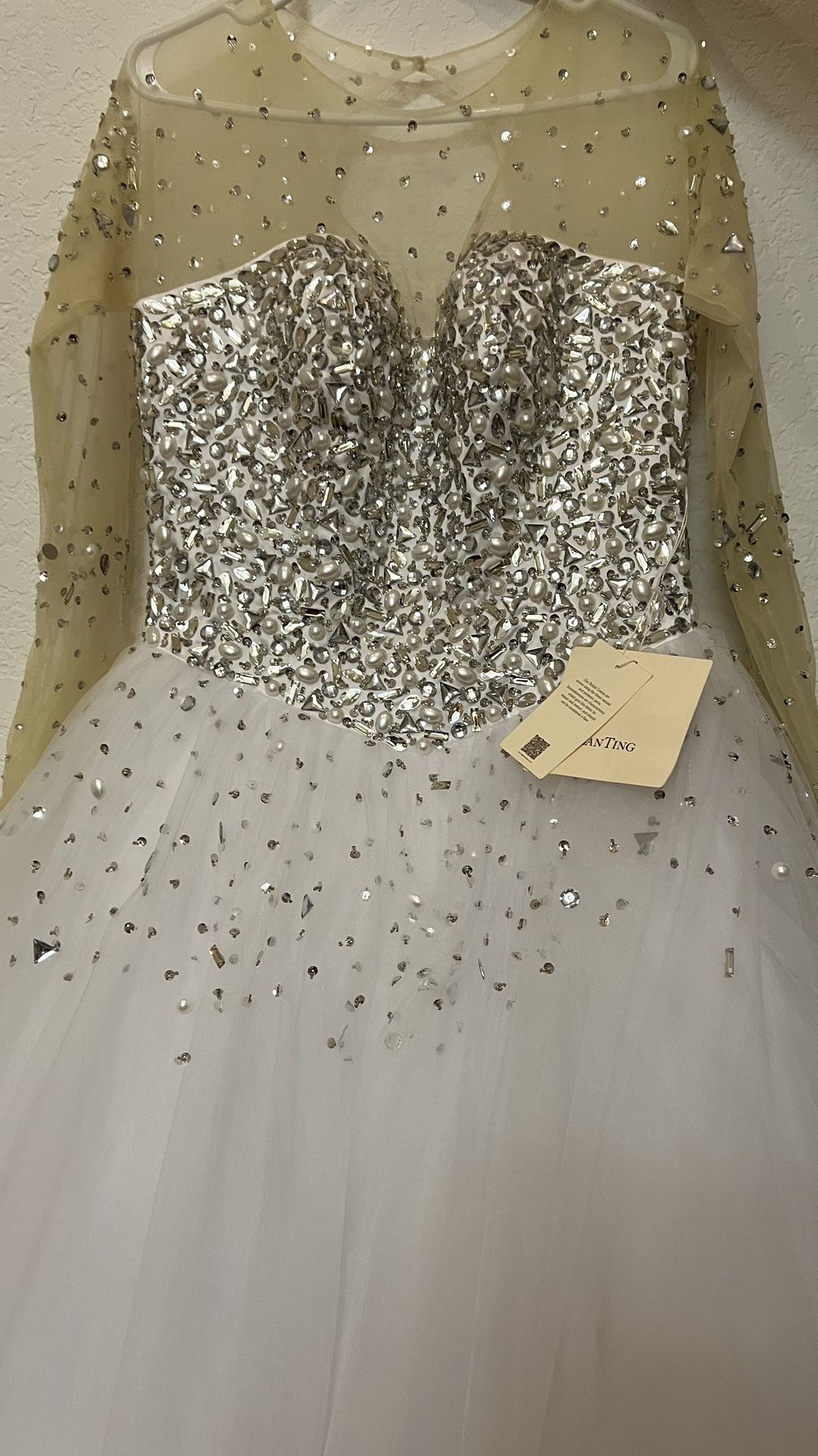 Wedding Dresses Jewel