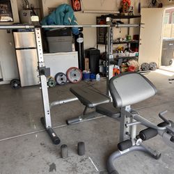 Workout bench & squat rack 