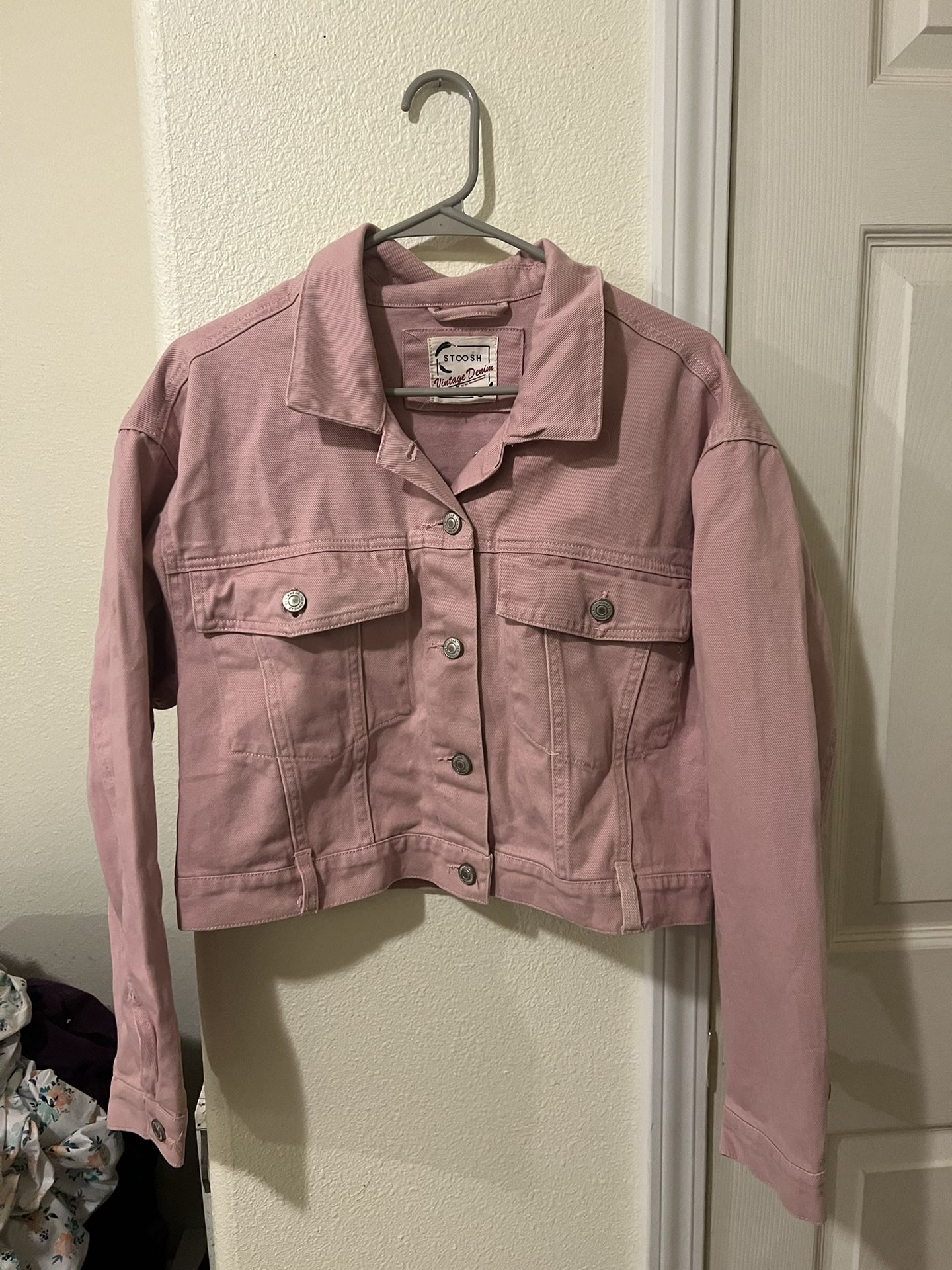 Women’s Pink Denim Jacket (cropped)