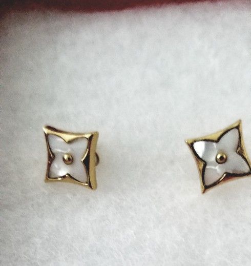 Designer done Tiffany Pierced Earrings w Post Backs