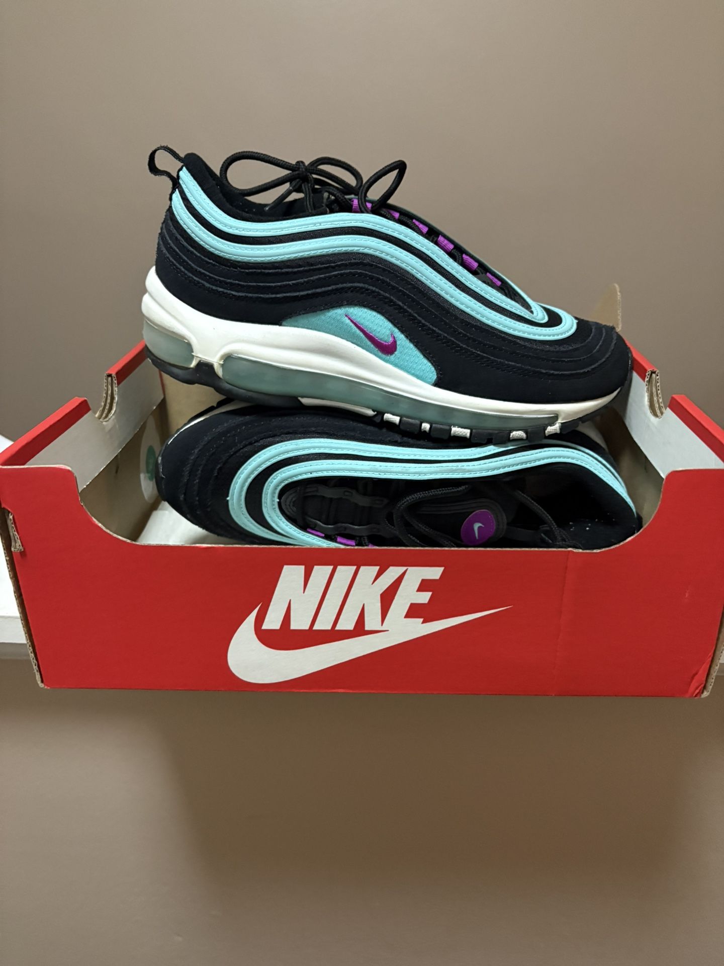 Nike Air Max Size 6.5