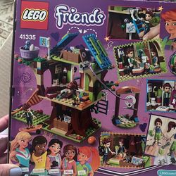 LEGO Friends Mia's Tree House 41335