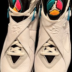 Air Jordan 8 Retro  305381-113.  New W/box