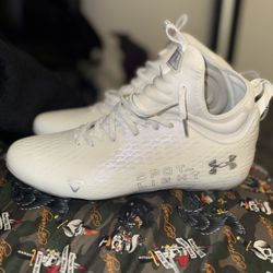 Brand New Under Armour UA Spotlight Lux MC 2.0 Football Cleats (Size 13)