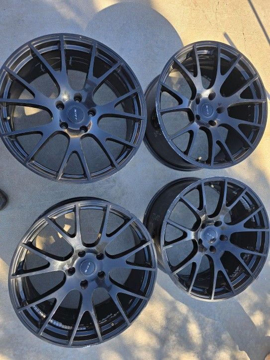 SRT Wheels