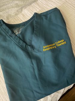 Grossmont RT Scrubs