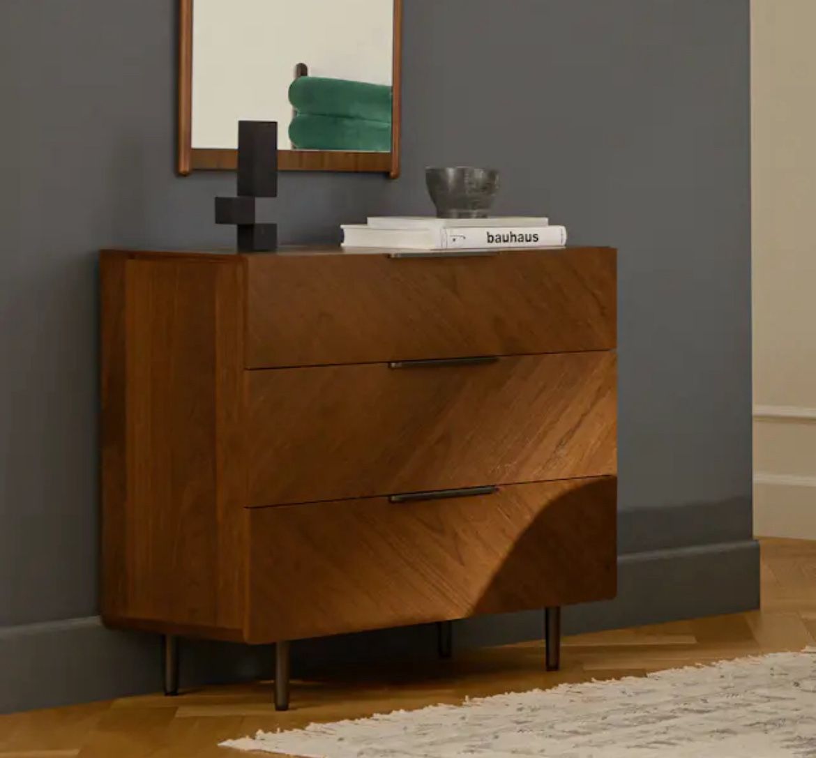 Brand New ARTICLE 3-drawer Chest