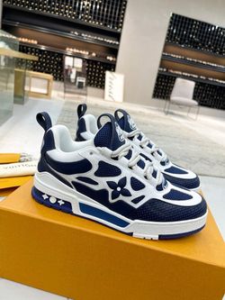 LV Skate Sneaker Navy Low Top Size 8.5 Naples FL