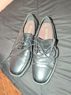 Size 9 1/2 W Mens Dress Shoes