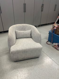 Swivel Living Room Chair