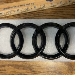 12-18 Audi A7 S7 RS7 Rear Liftgate Trunk Sign Logo Ring Badge Emblem Bright Black