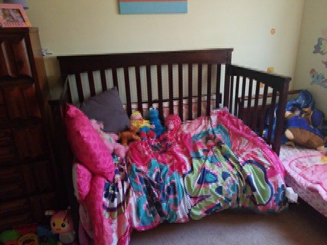 Baby/toddlers bed