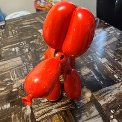 Squeakee The Balloon Dog
