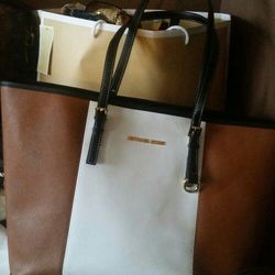 Authentic michael kors purse 