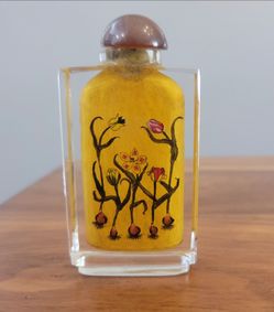 Vintage Glass Hand Painted Snuff Bottle