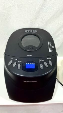 Hamilton Beach HomeBaker 2 lb Automatic Bread Maker – 12 Programs