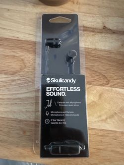 Skullcandy with 3.5 Aux plug