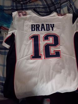 Tom Brady jersey one of a kind it's worth 3000 but I'm asking for 900