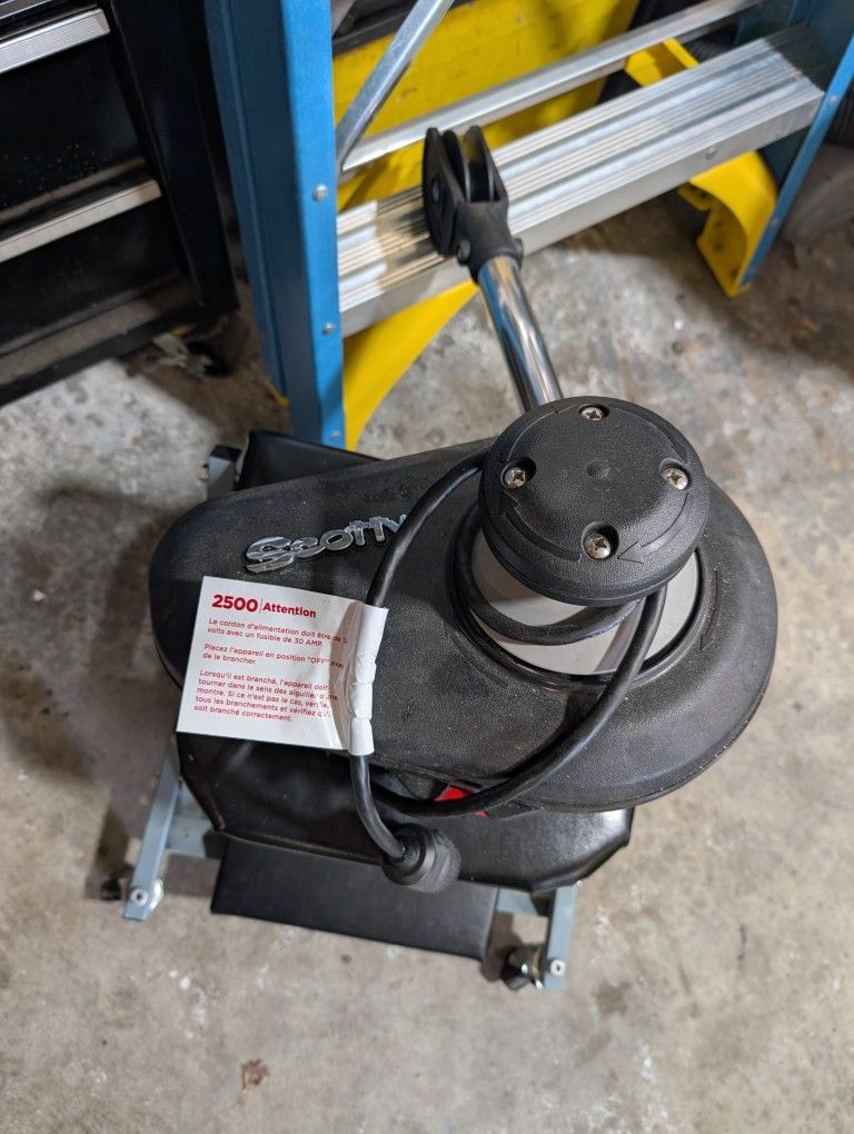 Scotty 2500 Pot Puller