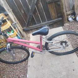 🚲 Schwinn 26 in. Mountain bike  (PLEASE READ ENTIRE POST)