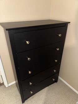 Black Four Drawer Dresser