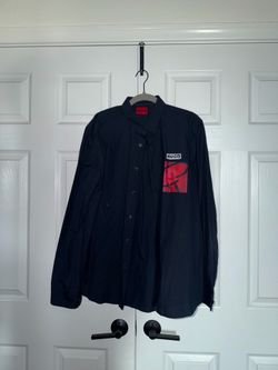 Hugo Button up