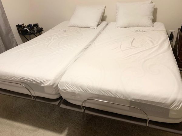 King size bed for Sale in Greenville, SC - OfferUp