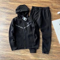 Nike Tech Set Brand New All Sizes