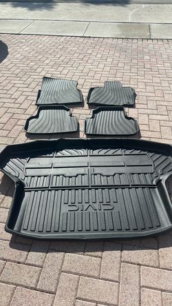 Honda Civic All-Weather Floor Mats and Cargo Tray Set