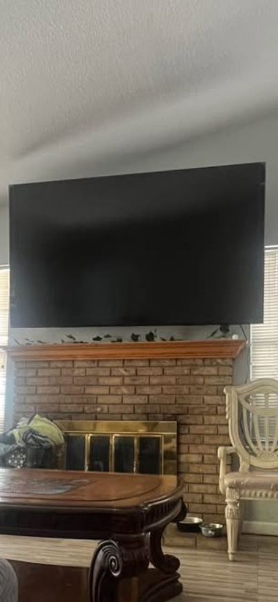Sony TV 85”