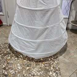 Womens 4 Loop Petticoat Crinoline 