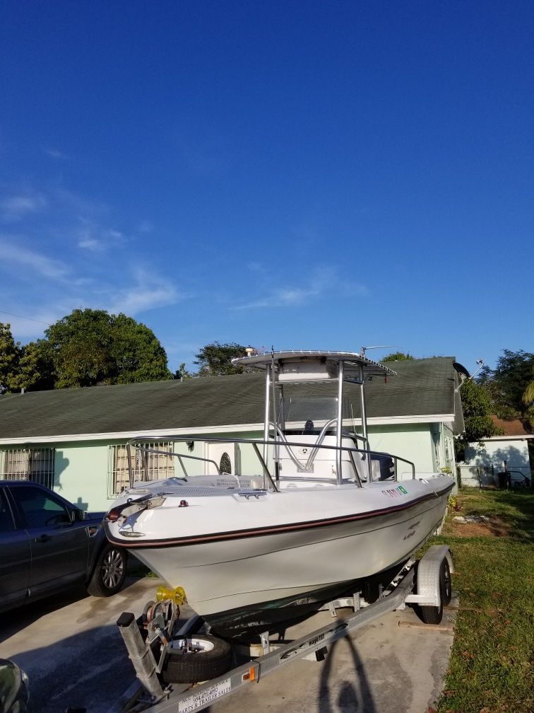 Boat 2001 LOGIC 210 CC
