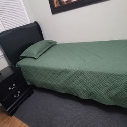 Twin Bed 