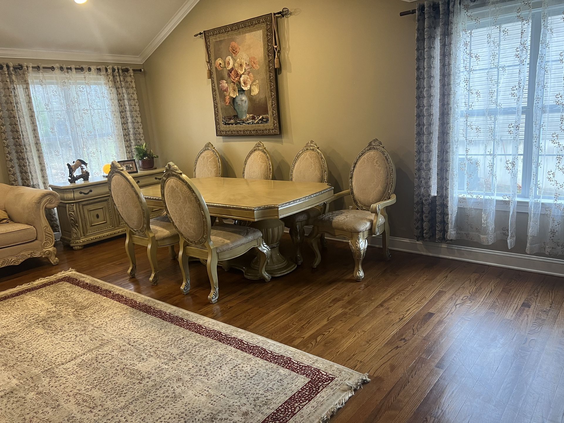 Vintage Living and  Dining Room 