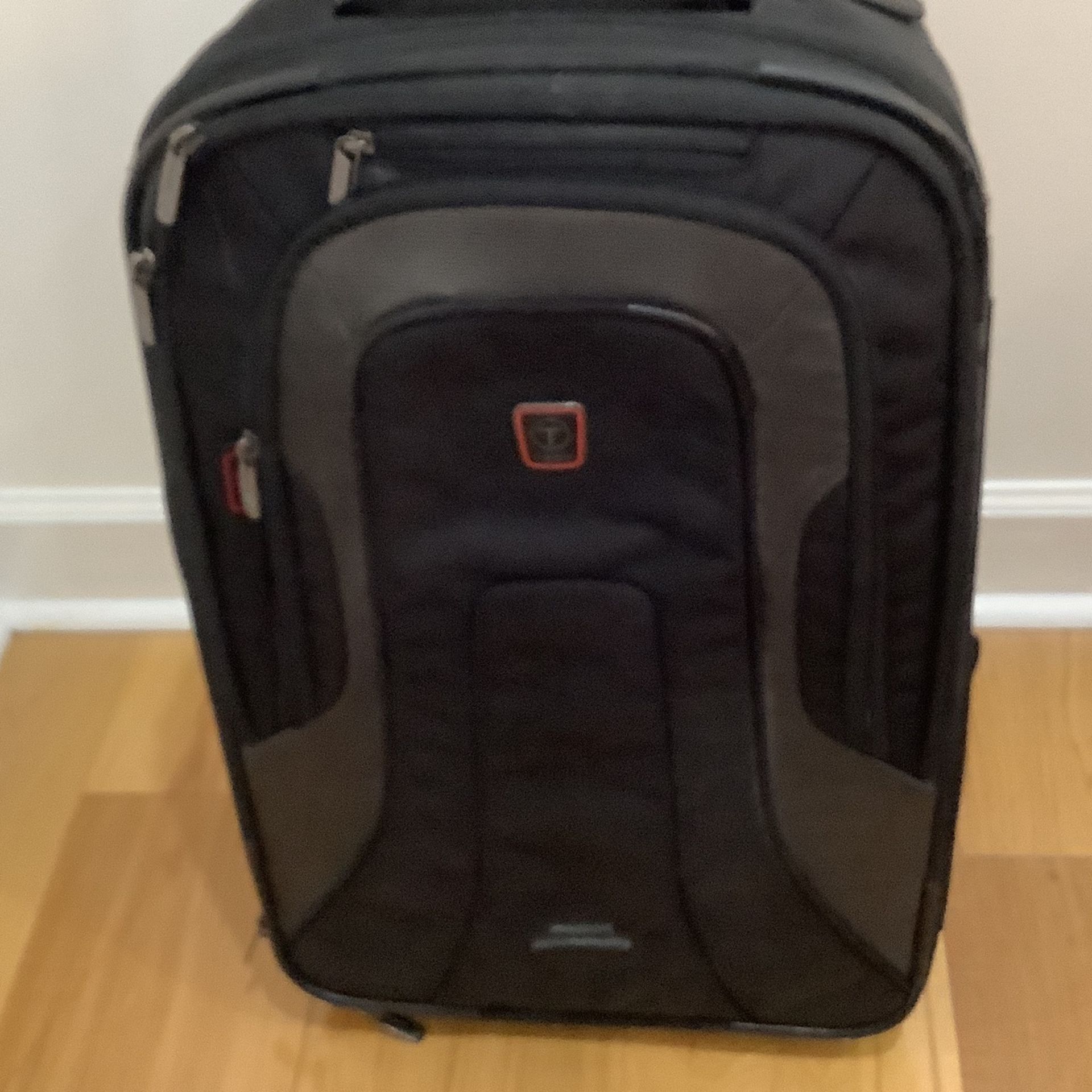 TUMI TECH Carry On Luggage. 24x16x11