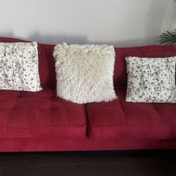 Nice Starter Couch!! Good Condition 