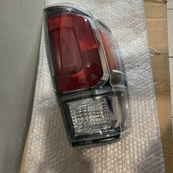 2016-2023 Toyota Tacoma Right Tail Light 