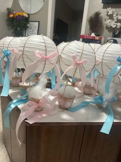 Gender reveal hot air balloon boy or girl decoration