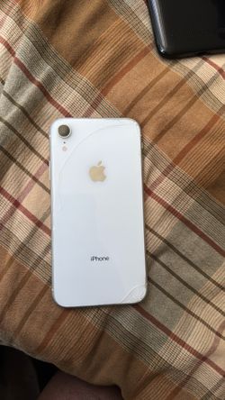 iPhone Xr (locked )
