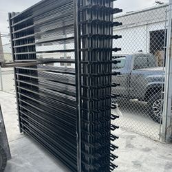 8’×8’ powder coated fence panel