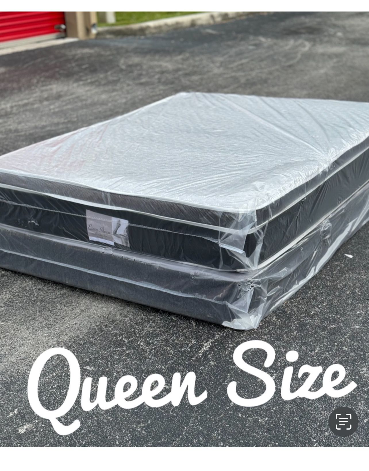 NEW Mattress Queen Size Pillowtop With Box Spring // Offer  🚚