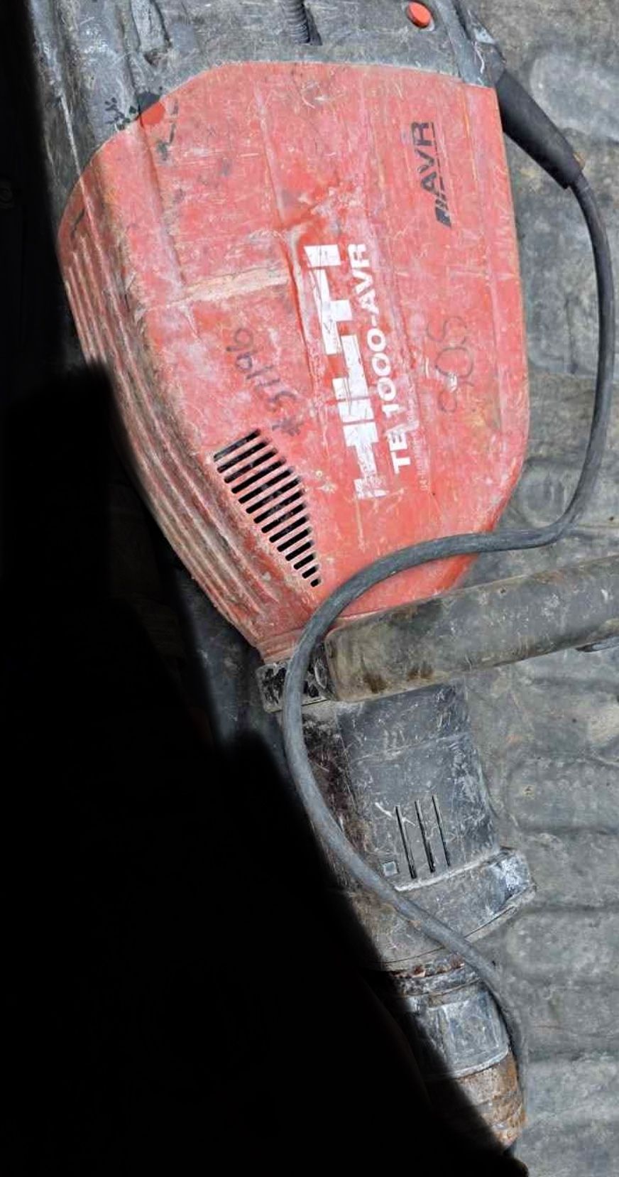 HILTI TE 1000 AVR