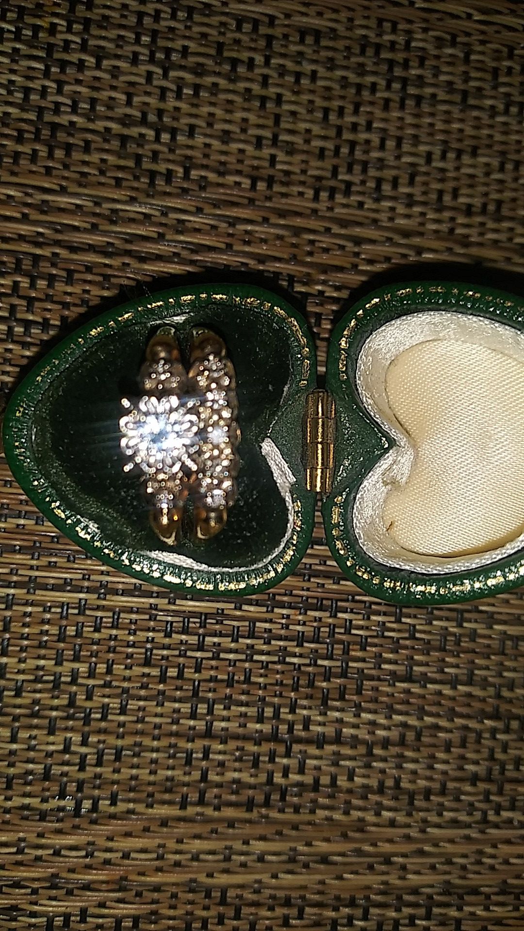 Vintage wedding rings