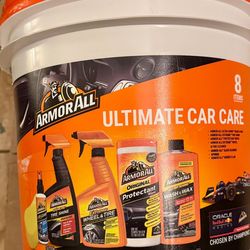 Car care war wash kit NEW, comes with everything you need to wash and detail your vehicles