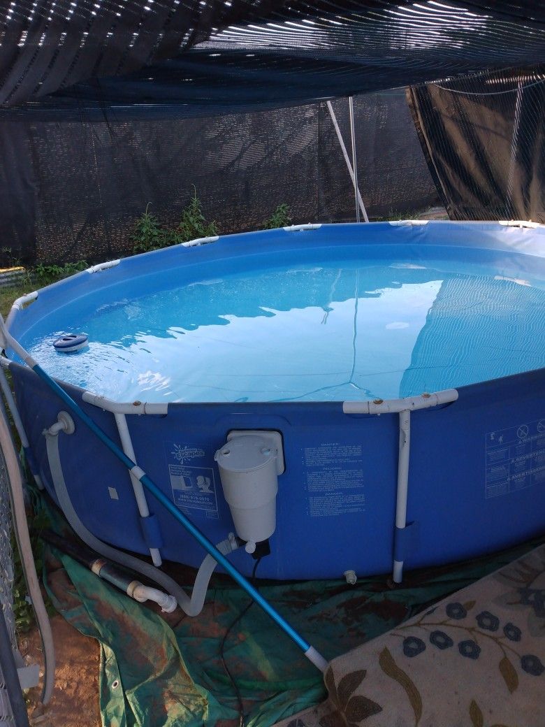 Swimming Pool With Pool Cover With Pump Fix A Few Little Holes With Flex Paste Glue And Does Not Leak Fair Condition Trade For Shed To Shed Lisa 10x10