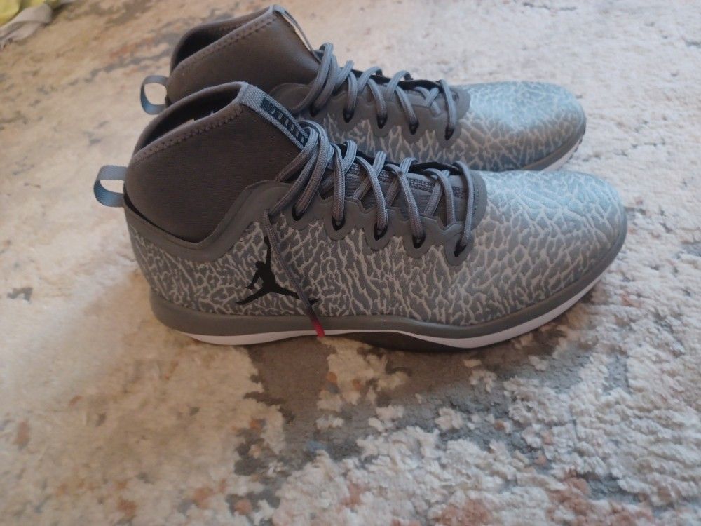 Men's Jordan's Size 13